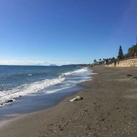 Arena شقة إِستيبونا